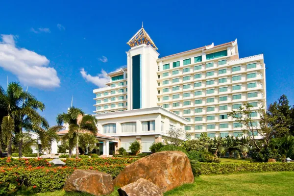 Champasak Grand Hotel