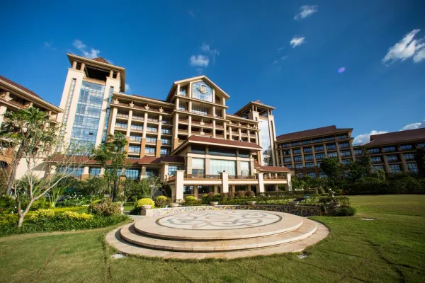 Landmark mekong riverside hotel