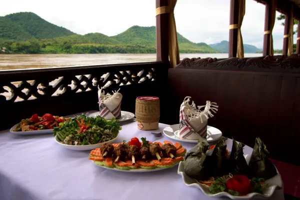 2 Days 1 Night - Downstream Cruise to Luang Prabang