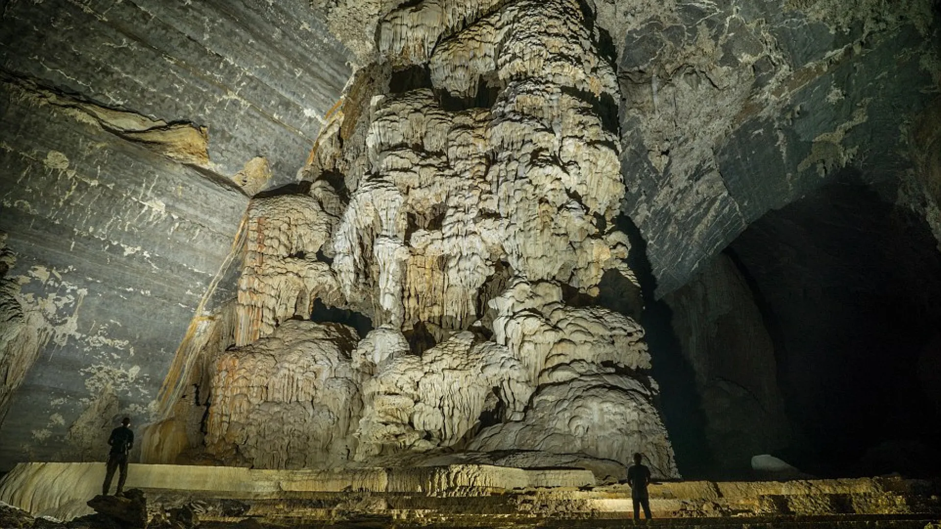 Photo by : John Spies