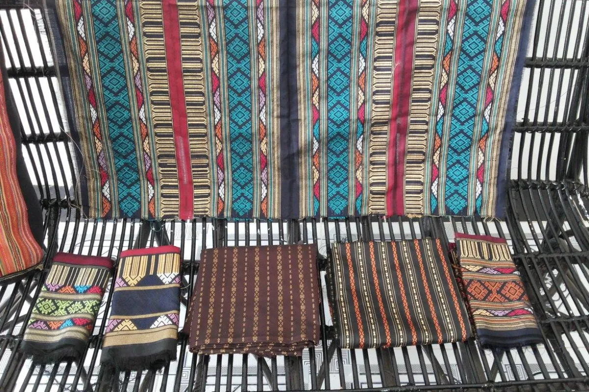 Lao textiles