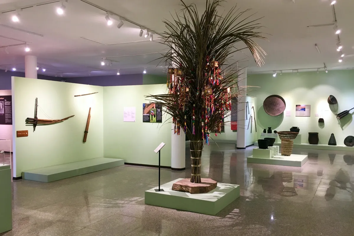 川圹川圹省立博物馆