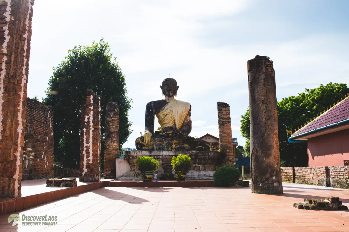 菲阿瓦特神庙（PHIAVAT TEMPLE）