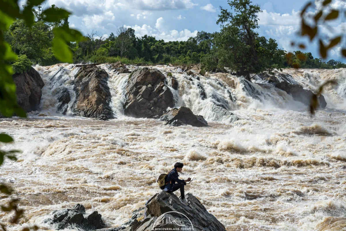 น้ำตกตาดคอนพะเพ็ง