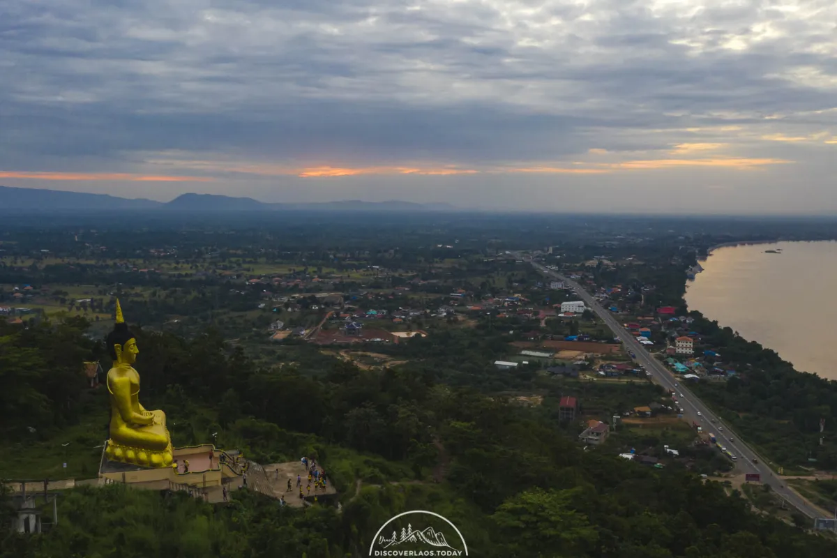 วัดพูสะเหลา (พระพุทธรูปทองคำ)