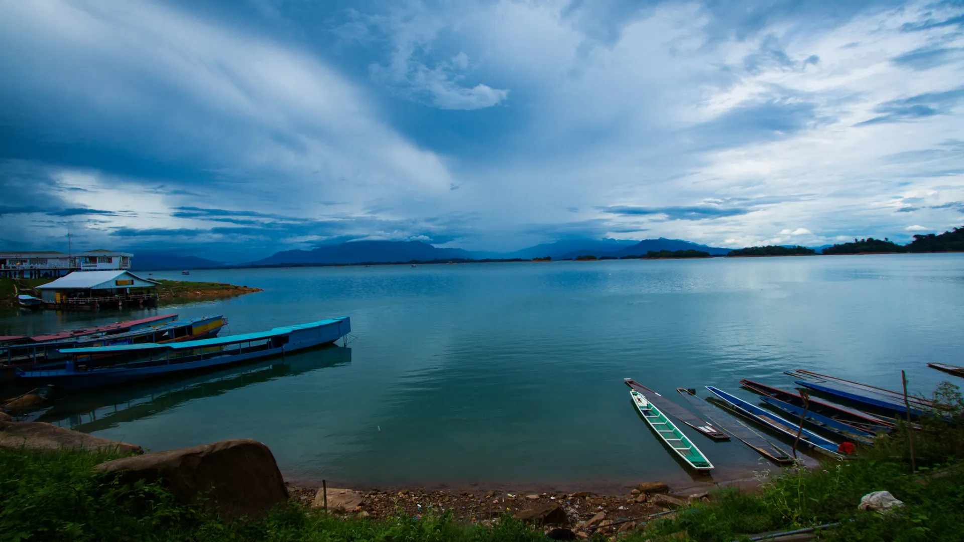 Nam Ngum Lake