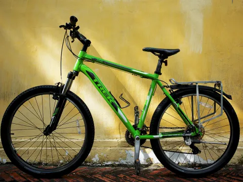 1 Day Mountain Biking & Kayaking Adventure