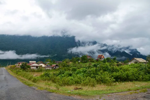 ปั่นจักรยานทัวร์วังเวียง