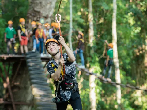 Rope Course Adventure at Green Jungle Park