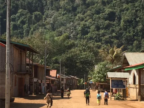 Discover Nong Khiaw: 3 Days, 2 Nights of Kayaking and Adventure