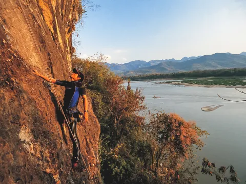 Rock Climbing Course Vang Vieng Half Day