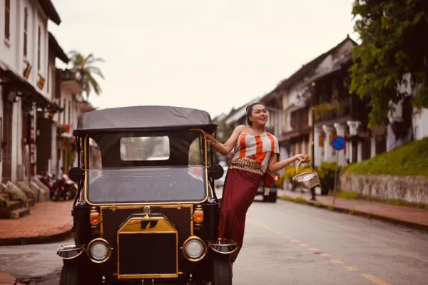 ລົດໄຟຟ້າວິນເທຈ