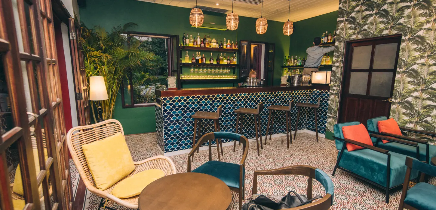 ນາກີ່ນີບາ ທີ່ໂຮງເເຮມສາມນາກາ