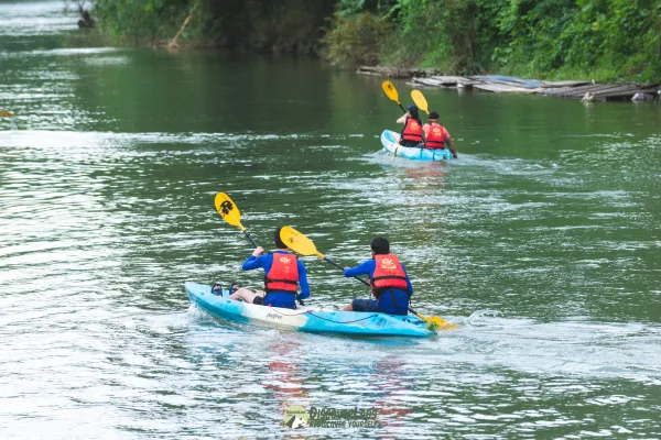 Kayak along the beautiful Nam Song River